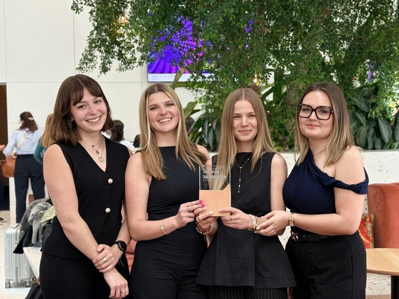 l'équipe IAE-MBX de l'IAE de Lille composée de Pauline Delassus, Alexane Noyez, Lise Legrand et Charline PERU